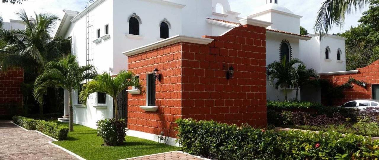 Sunset Room In Stunning Villa Playacar Townhouse Stage 2 Playa del Carmen Exterior photo